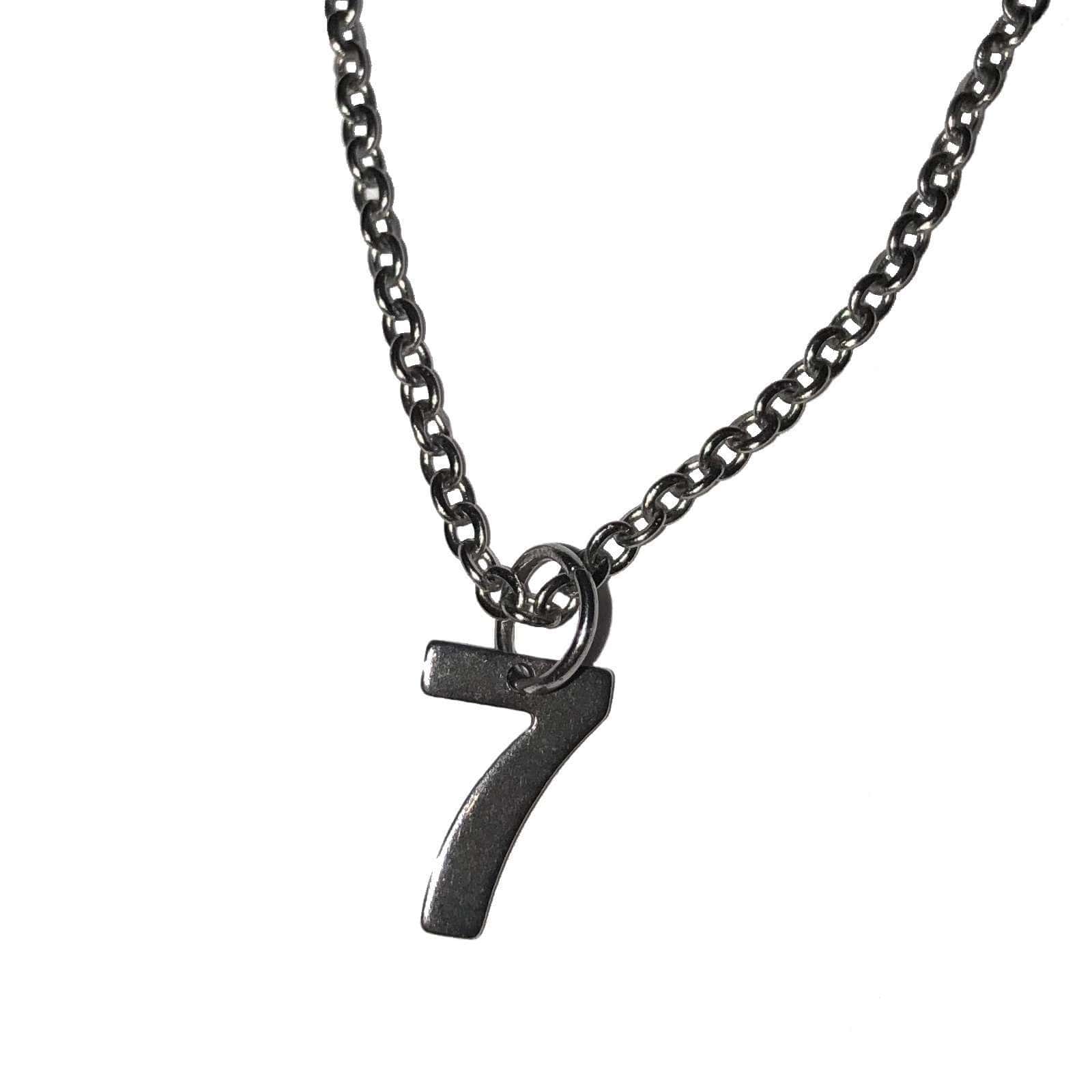 “7 Chain” mit Edelstahlkette, hochglanz – 45 cm 1 Moderner Kreuz-Anhänger mit Zahl 7, christliches Schmuckstück, Glaube Accessoire.