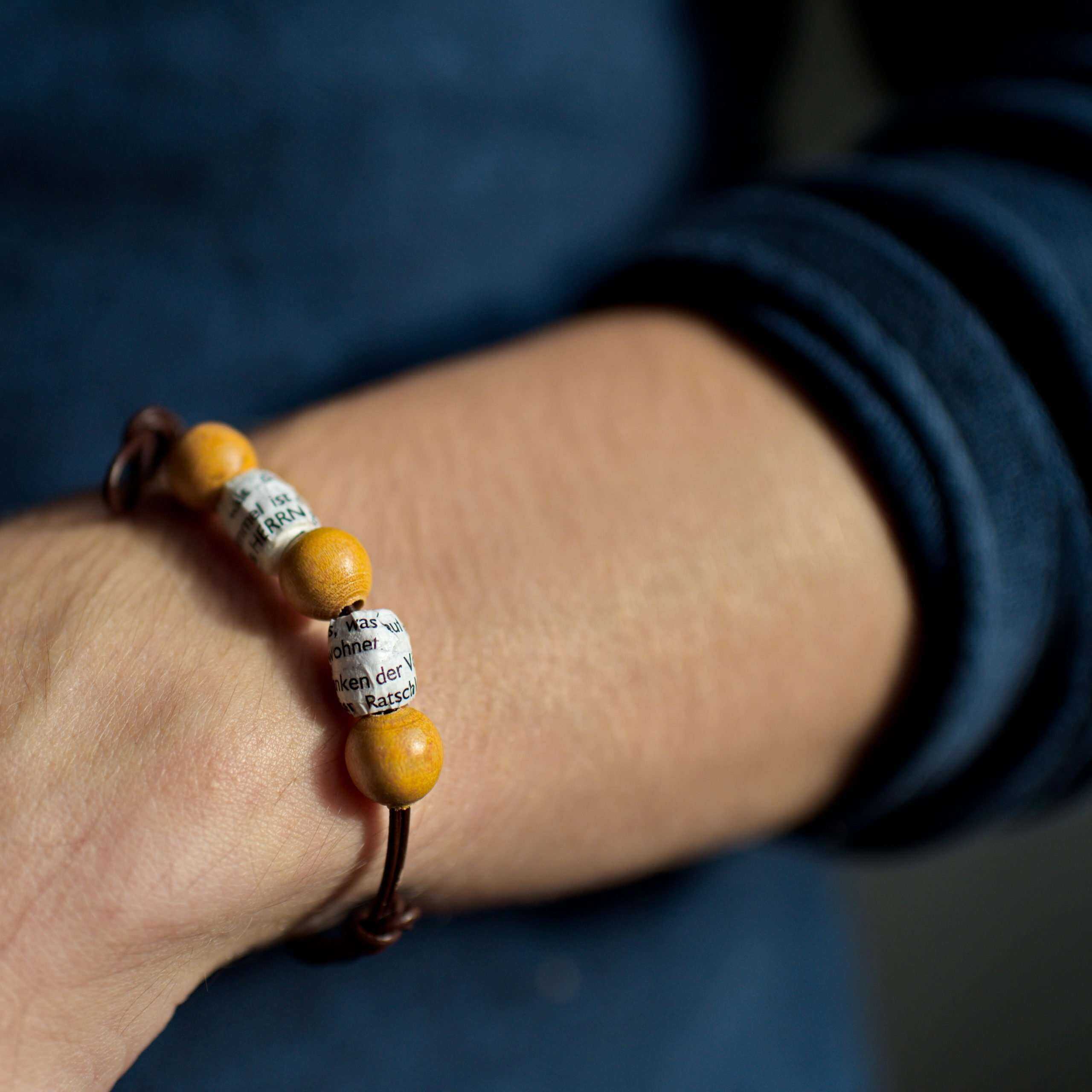 Armband “holy words” 2 Gottesarmband mit Bibelzitat, christliches Schmuckstück, christliche Handwerkskunst.