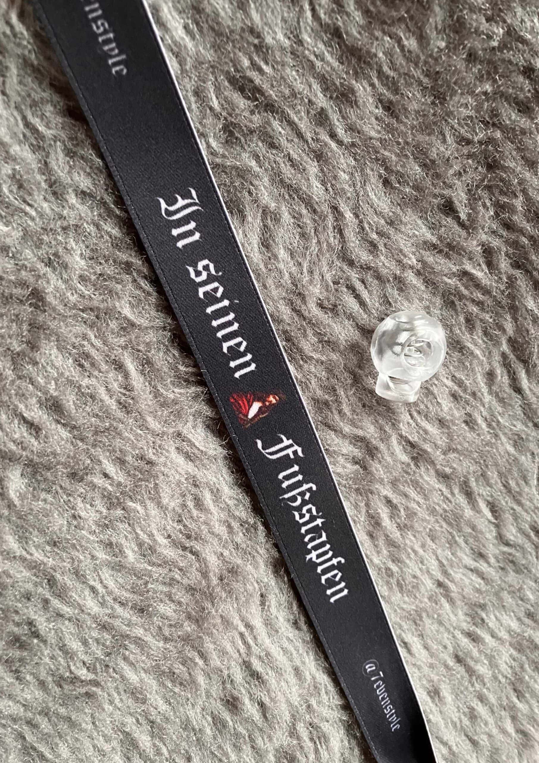 Stoffarmband - In seinen Fußstapfen 2 Glaubensarmband mit christlichem Spruch, modisches Accessoire, christliche Marken, Mookho.de.