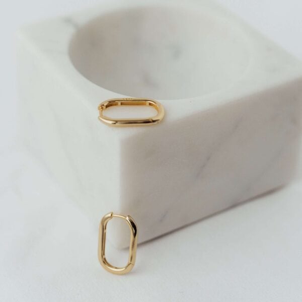 Elegante goldene O-Ringe, christliches Schmuckaccessoire, christliche Marken, Mookho.de.