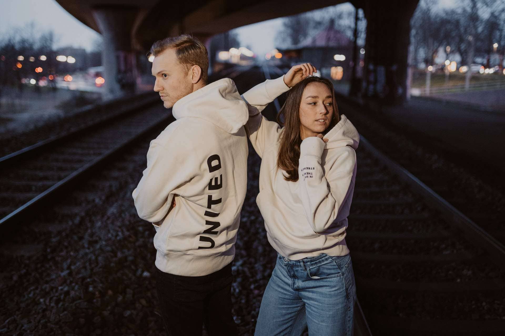 Moderne christliche Streetwear Hoodies für Männer und Frauen, religiöse Mode.