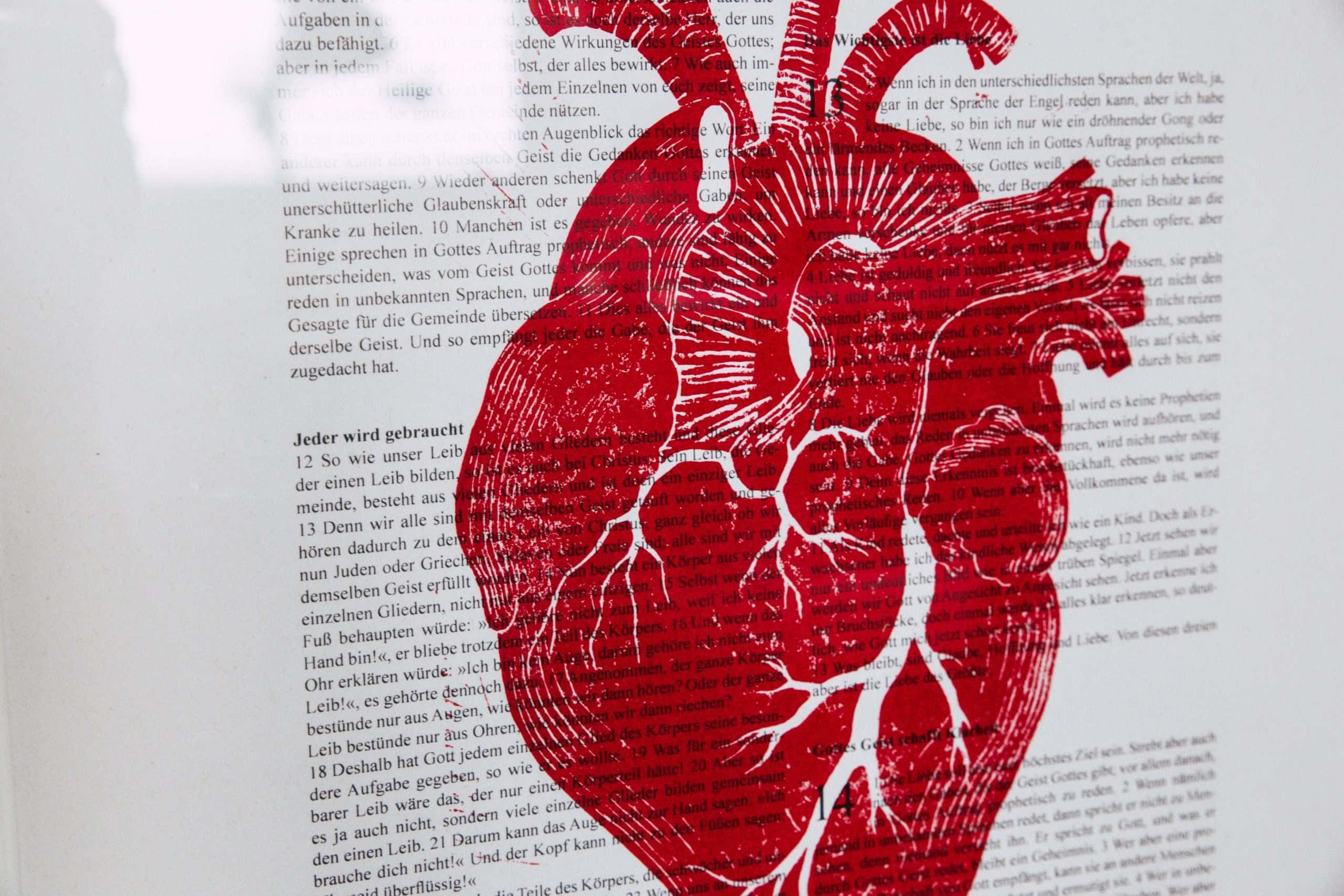 Lieben | Christlicher Kunstdruck – Die Bibel auf Art Prints – DIN A3 – 1. Korintherbrief 12-14 2 Herzliche Liebe - Christliche Marken auf Mookho.de kaufen.