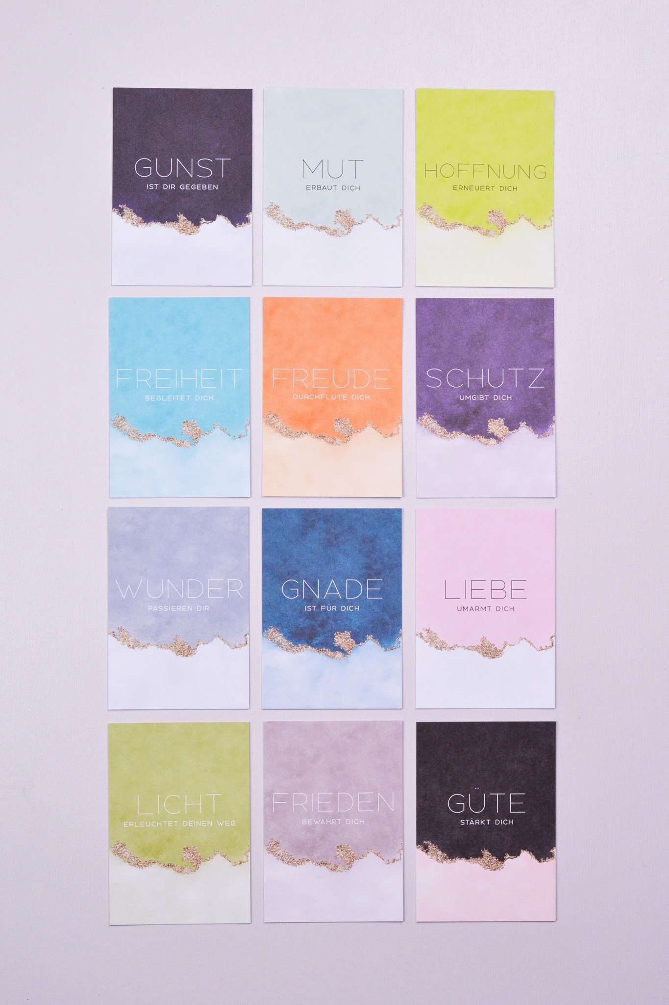 KartenSet - Ermutigung 2 Vielfältige christliche Glückwunschkarten mit spirituellen Worten Inspiration Christliches Design, religiöse Grußkarten.