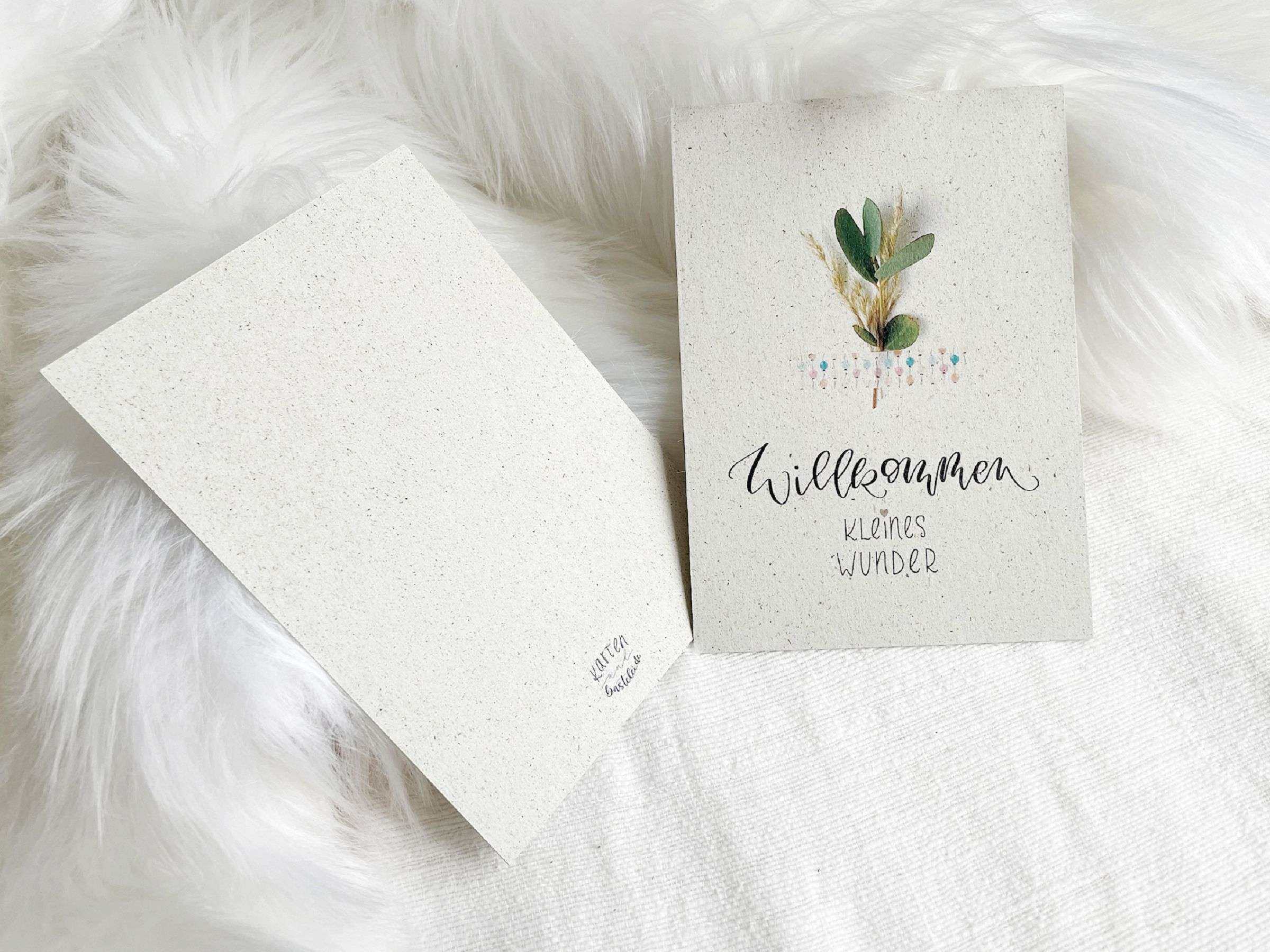 3x Willkommen kleines Wunder | Postkarte aus Graspapier | Karte zur Geburt | Babykarte 2 Einladungskarten mit christlichem Design und Naturmotiv, perfekte Dekoration für besondere Anlässe.