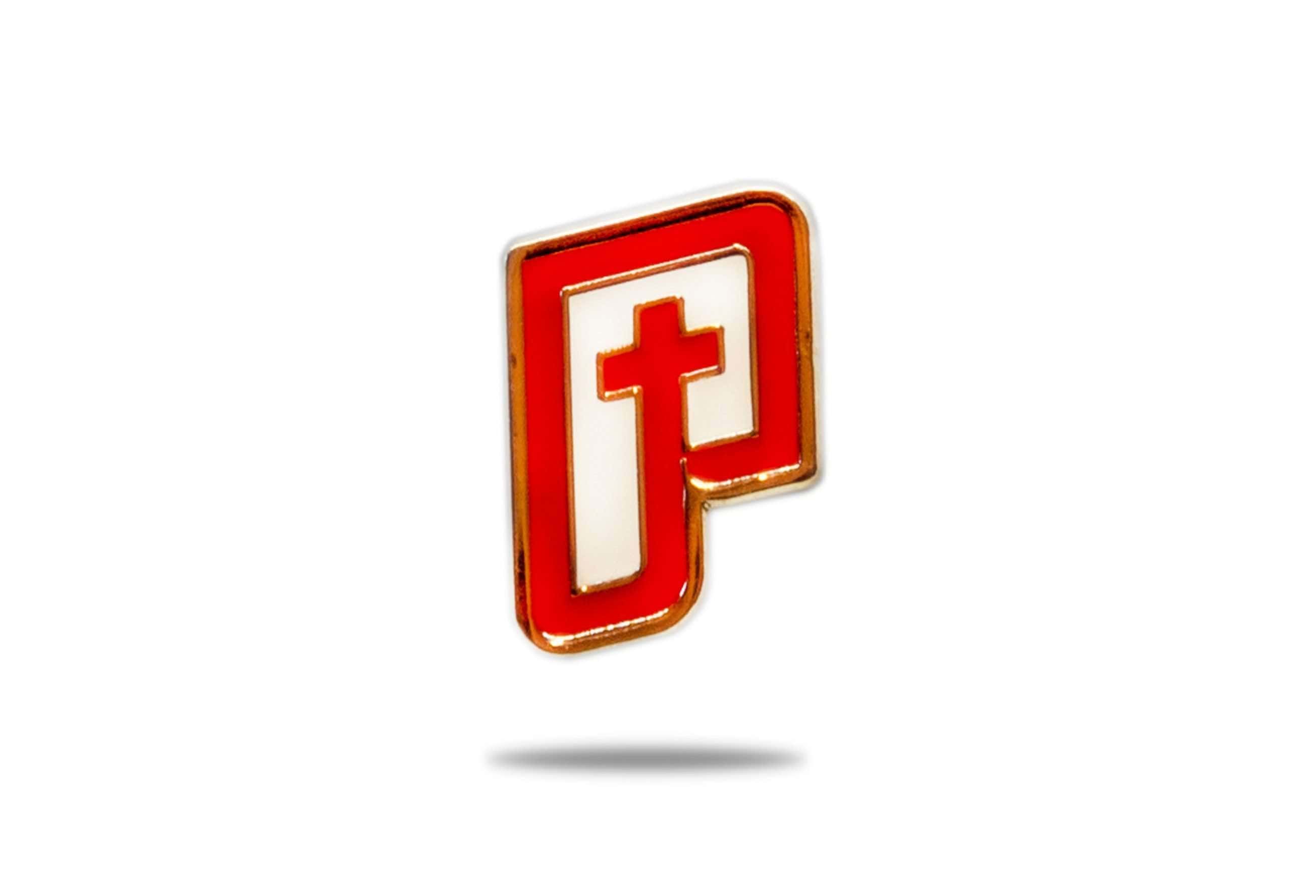 Kunststoffpin mit christlichem Kreuzmotiv, christlicher Markenartikel, christliche Botschaft.