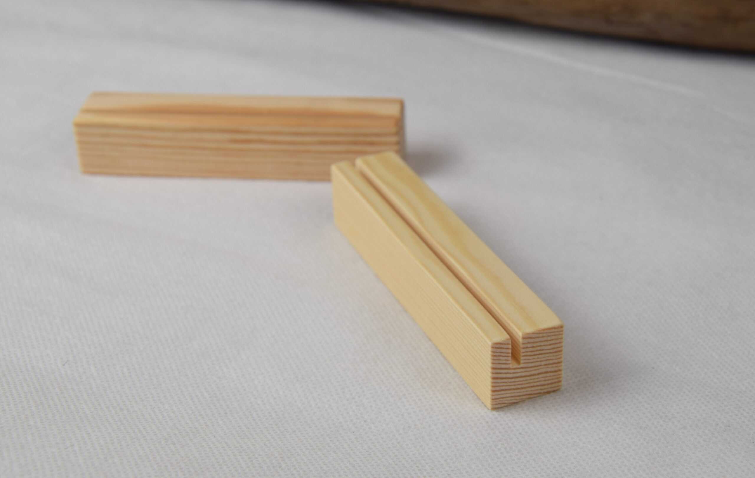 Holzkartenständer 10 Holz-Wandhaken für christliche Marken auf mookho.de.