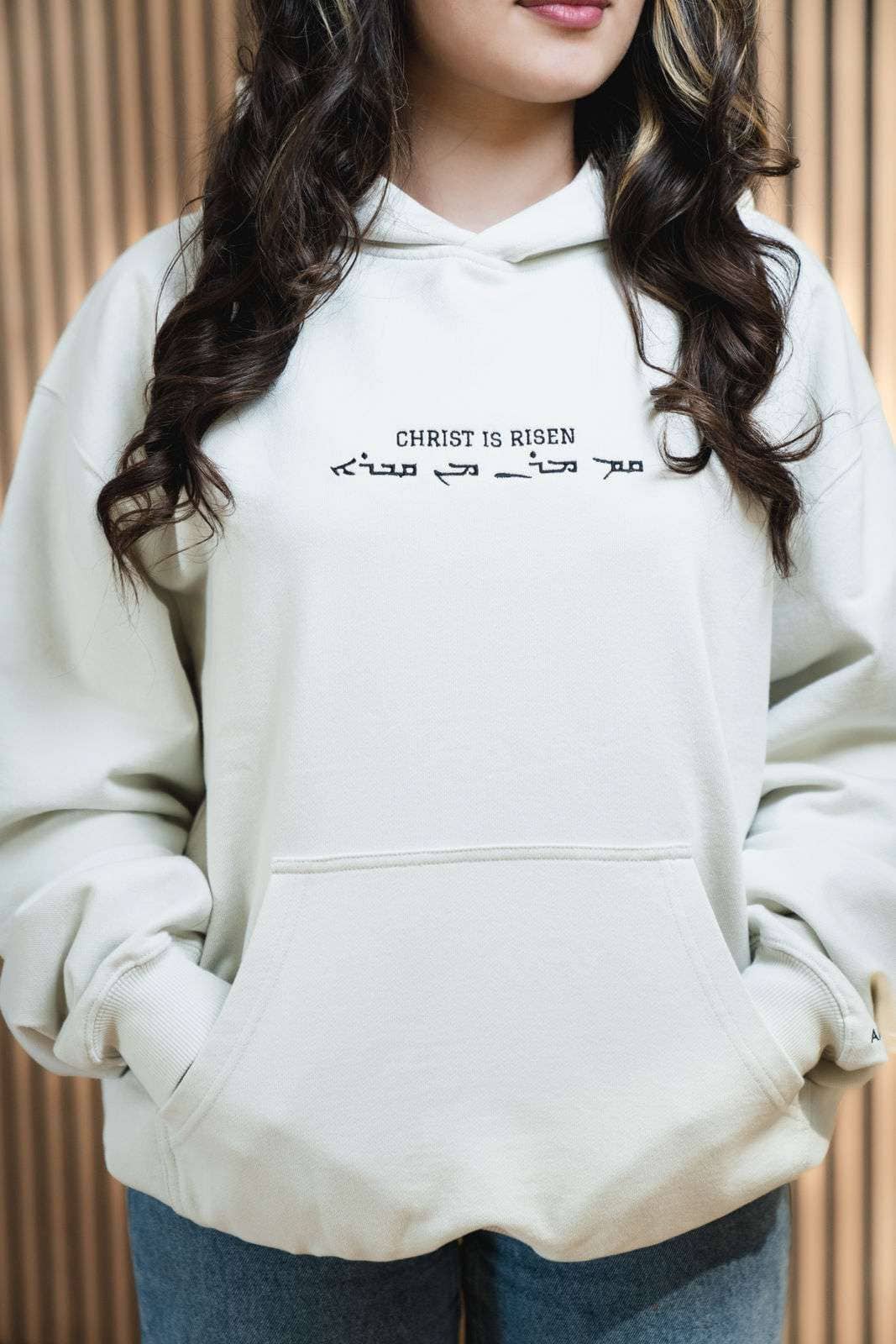 Christliche Hoodie mit Bibelvers, modisches Alphasoul Design, religiöse Bekleidung für Christen.