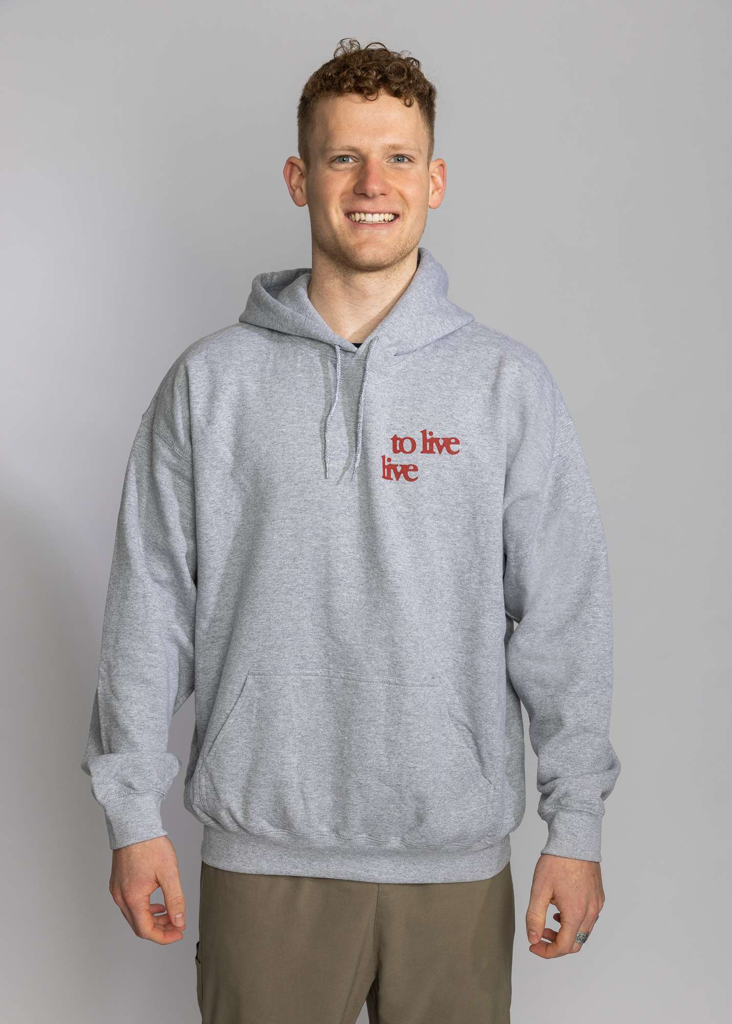 Inspirations Hoodie mit religiösem Motiv, christliche Mode für Männer, christlicher Lifestyle.