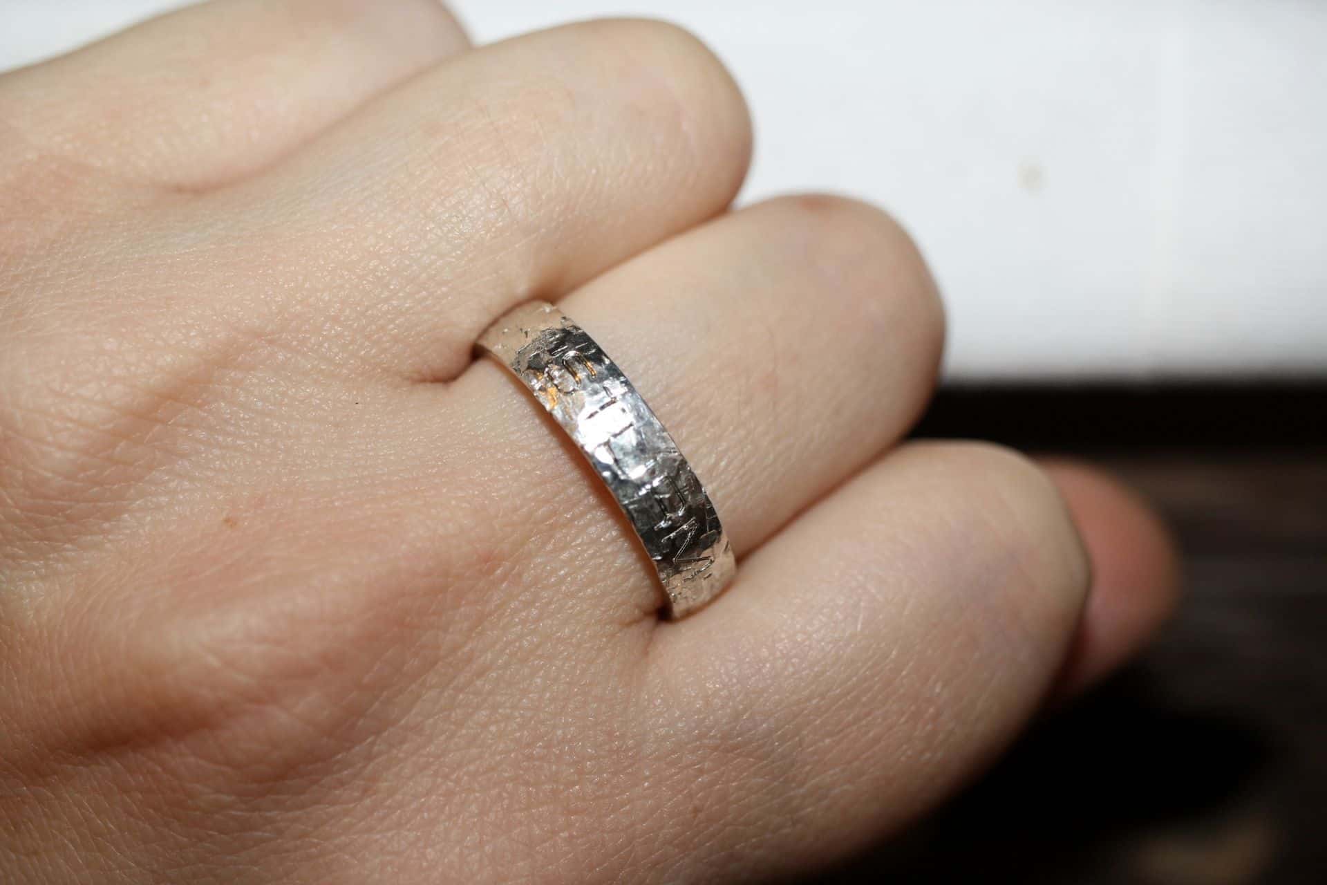 Ring STURMSTILLER 9 Moderner Silberschmuck mit christlichem Motiv, Geschenk für Christen, Schmuckstil für Glaube.