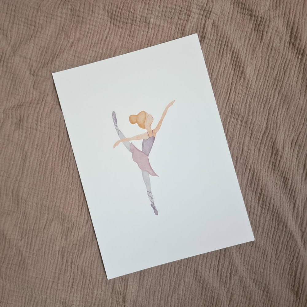 3er-SET POSTER "Ballerinas" (DIN A4) 4 Ballettillustration einer jungen Frau im Tutu auf weißem Hintergrund, christliche Marken.