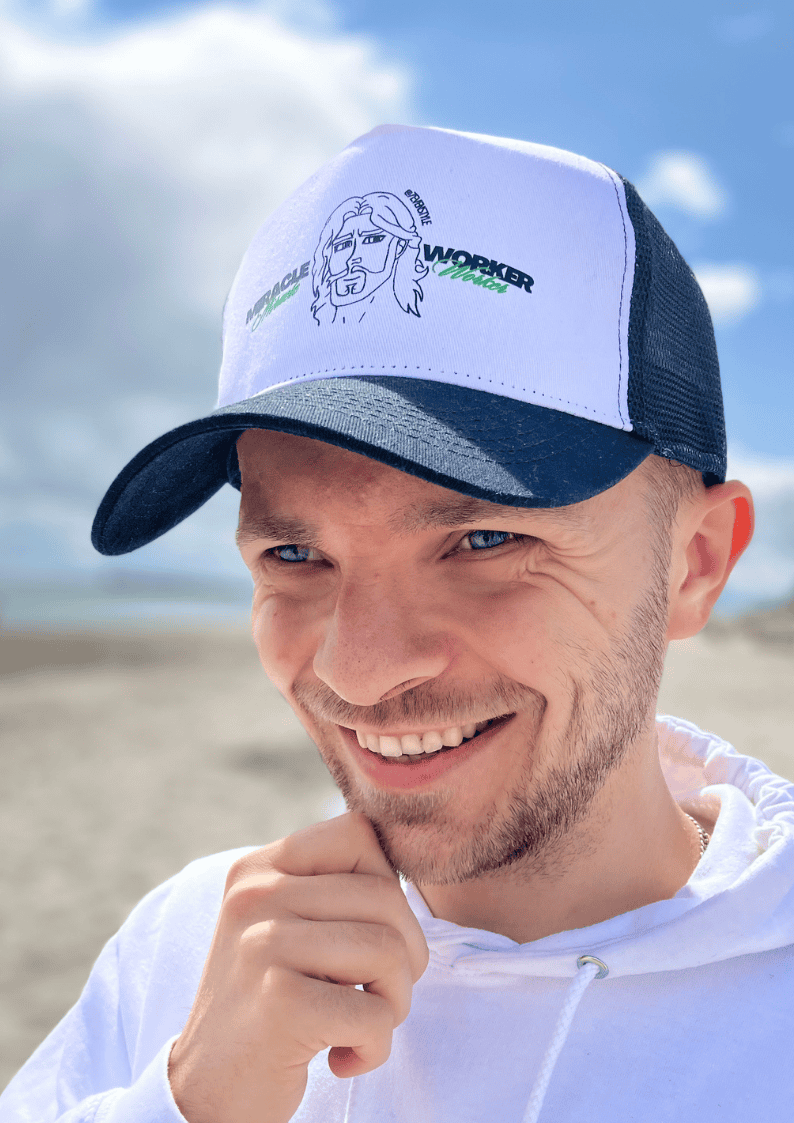 "Miracle Worker" Trucker-Cap 2 Gott liebende Menschen Trucker Cap mit christlichem Motiv, christliche Marken, Glaube Mode.