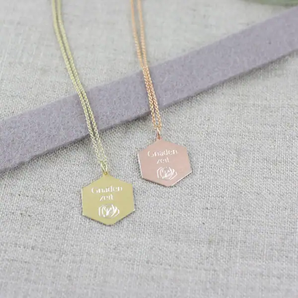 GNADENZEIT – ich bin wer ich bin 15 Schmuck mit christlichem Schriftzug und Rose, christliche Geschenkidee, Glauben Anhänger.