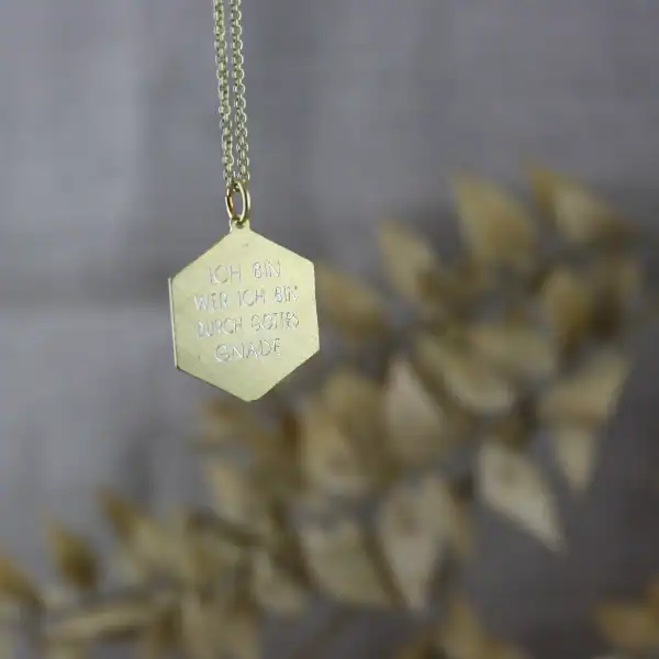 GNADENZEIT – ich bin wer ich bin 13 Golden Christian necklace with inscribed faith message, Christian gift idea.