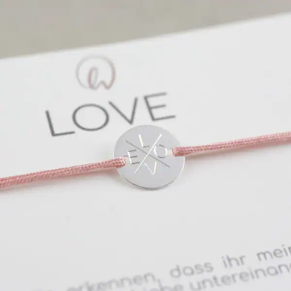 LOVE 15 Herzensliebe Christliches Armband, breites Design mit Love-Logo, Geschenkidee.
