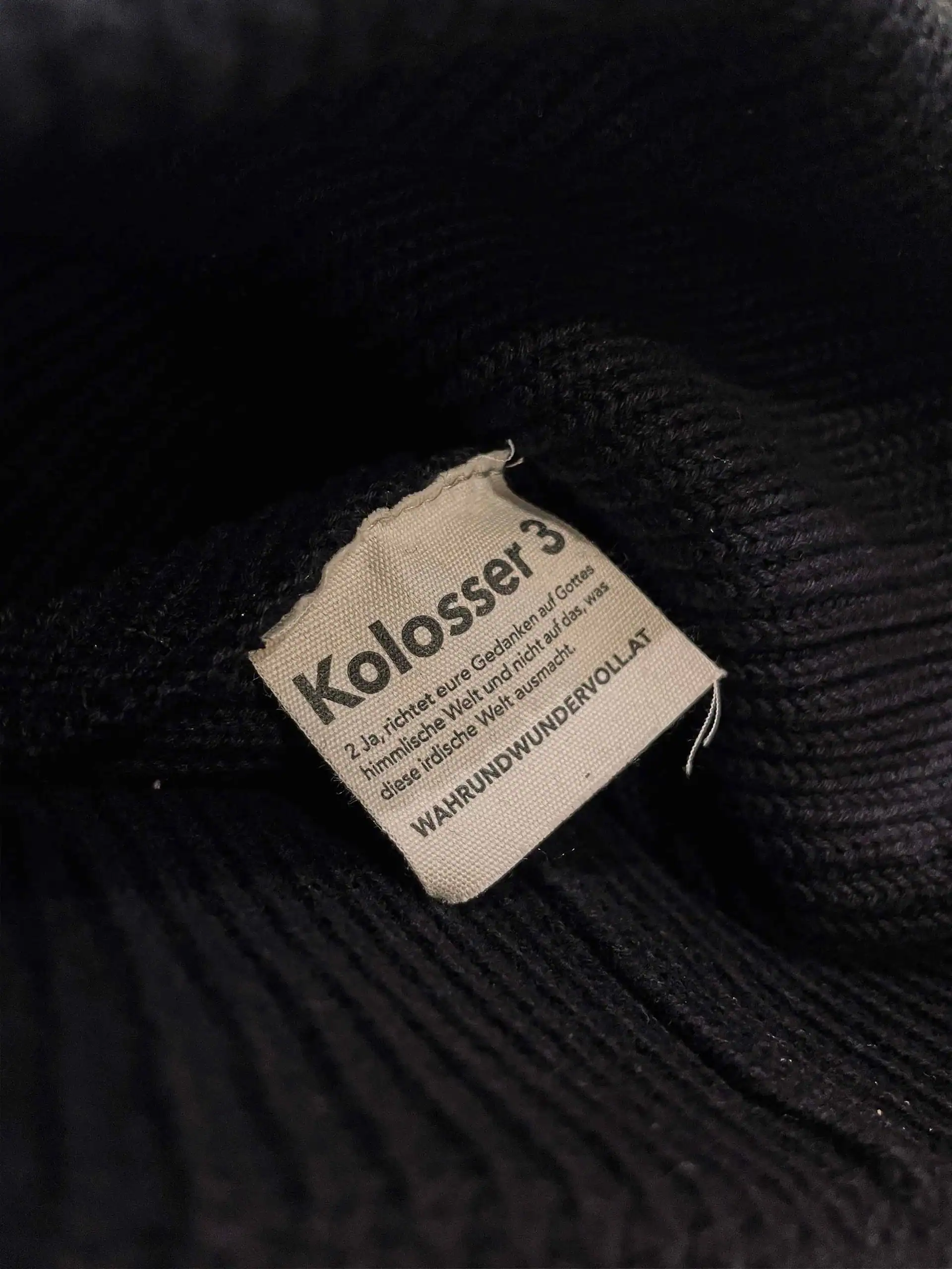 fisherman beanie / schwarz / kolosser3 5 Glaubensbasierte Mode, christliche Kleidung, christliches Mode-Label, christliche Markenmode.