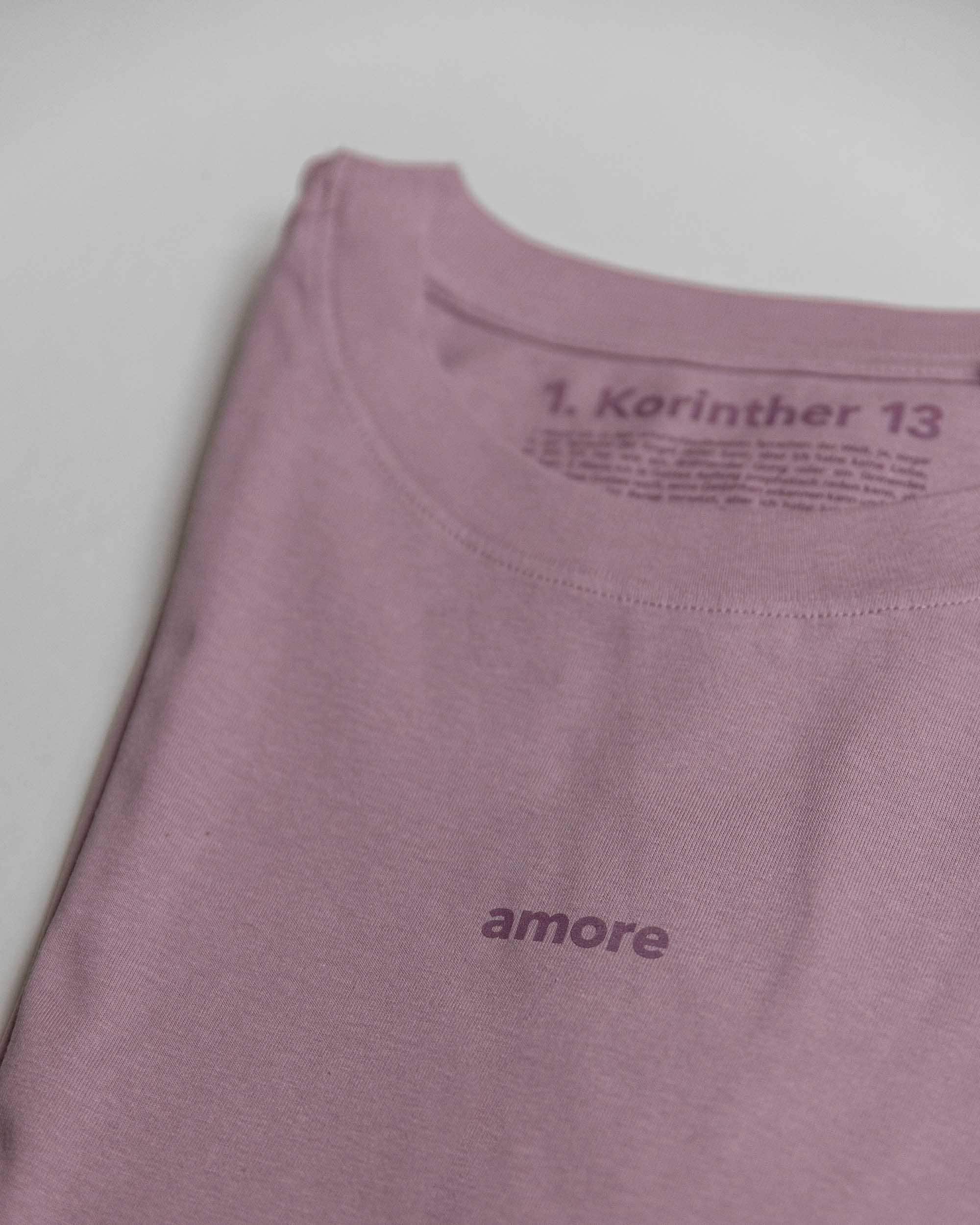 amore / tshirt / korintherbrief 12 Bewusstes Christliches T-Shirt mit religiösen Botschaften und inspirierendem Design.