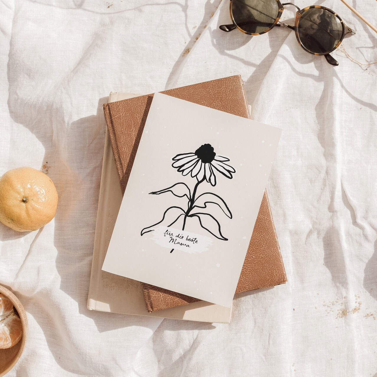 Beste Mama – Postkarte DIN A6 2 Blumenkarte mit christlichem Motiv, Biblische Grußkarte, Geschenk für Mama, religiöse Illustration, christliche Grußkarte, Mookho.de.