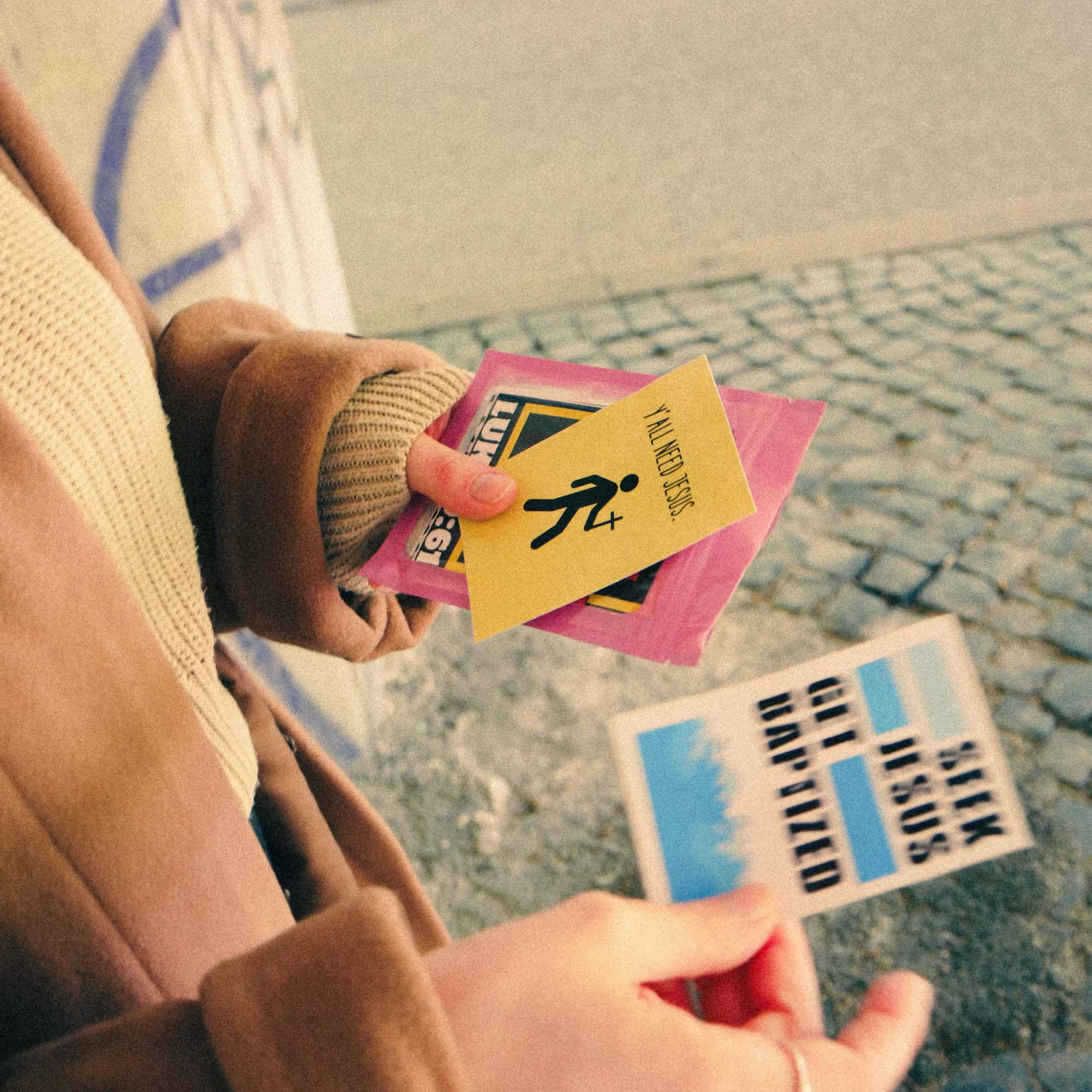 10 Christliche Sticker – NEED JESUS | Bibelvers Aufkleber für Evangelisation, Gemeinde, Jugendgruppe und Alltag – wetterfest und ablösbar 3 10 Christliche Sticker – NEED JESUS | Bibelvers Aufkleber für Evangelisation, Gemeinde, Jugendgruppe und Alltag – wetterfest und ablösbar – Bild 3
