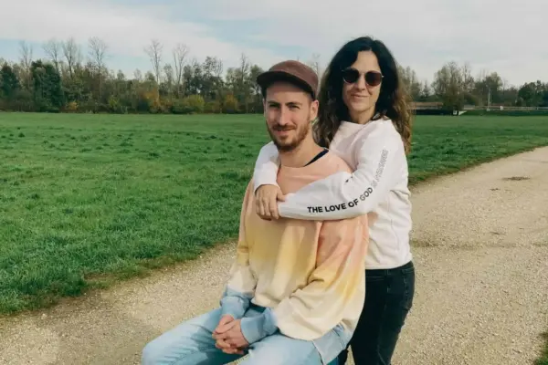 GründerIn von christlicher Marke GLORYWAVES STREETWEAR Co