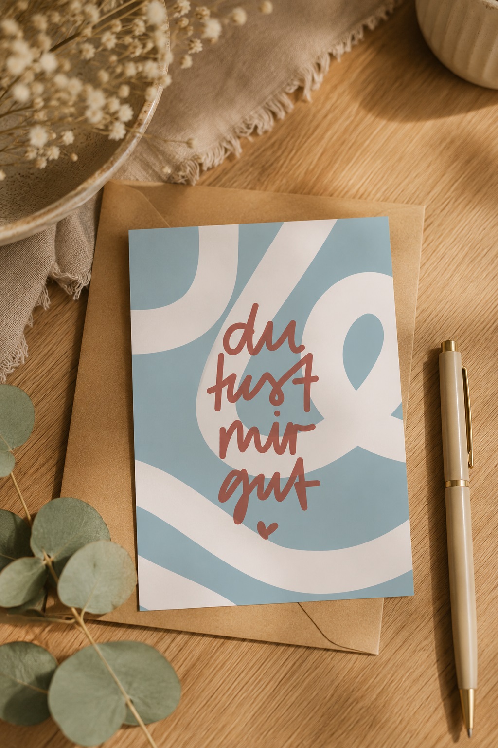 Postkarten-Set »ich mag dich« 4 Einladungskarte mit christlichem Spruch "du tust mir gut" auf Holz Tisch, Stift, Eukalyptus, Dekorat.