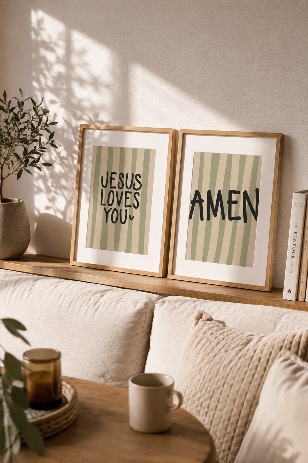 Jesus Loves You und Amen christliche Wandbilder im Wohnzimmer, Dekoration, christliche Botschaft.