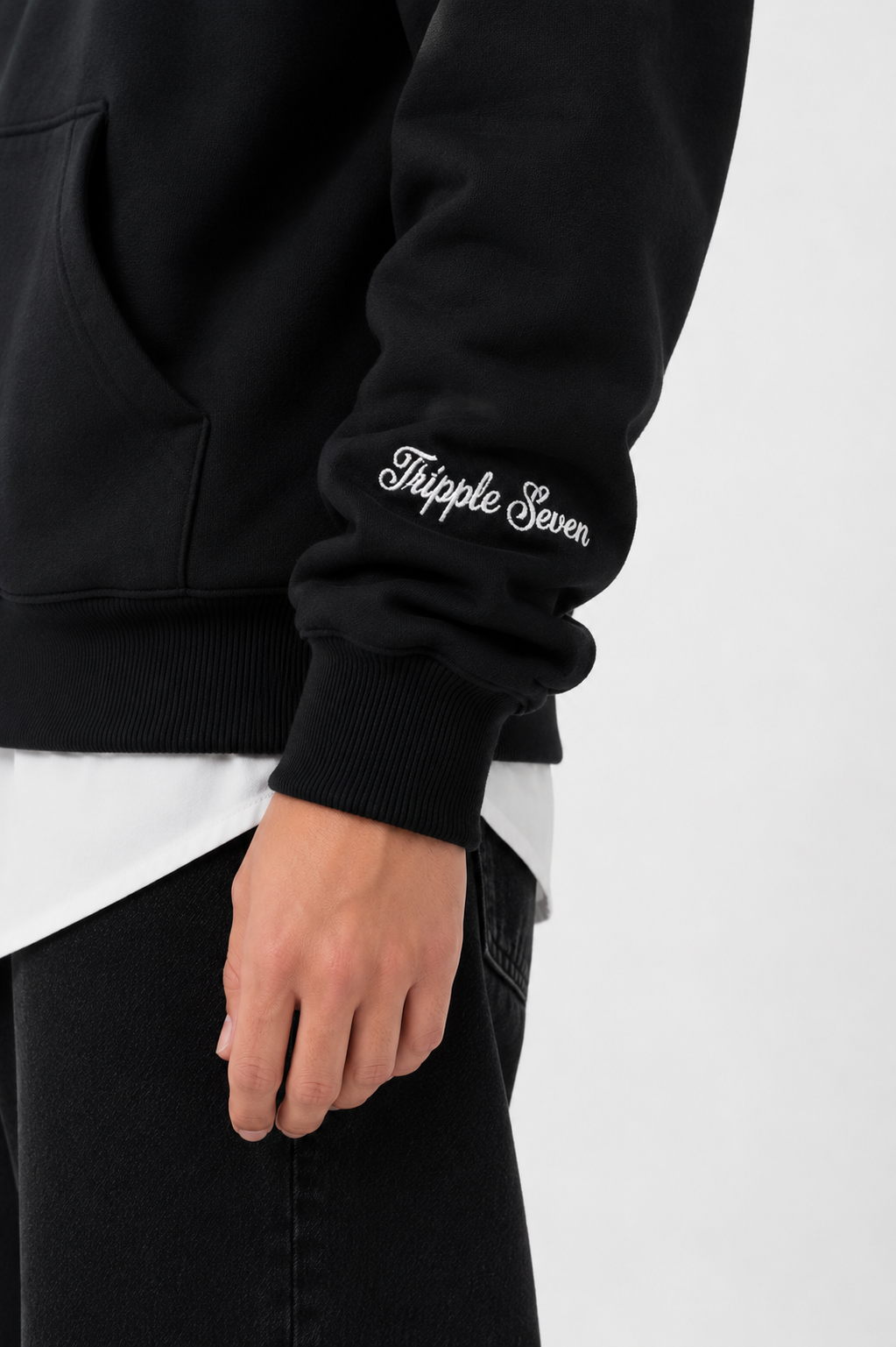 Winner Hoodie 12 Tripple Seven Hoodie mit christlichem Design, bequem und stylisch, für Christen.