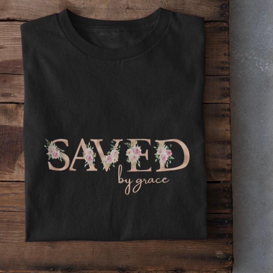 Saved by Grace - edles T-Shirt Bio Baumwolle 13 SAVED T-Shirt mit Blumen-Design und Schriftzug, christliches Modeaccessoire.