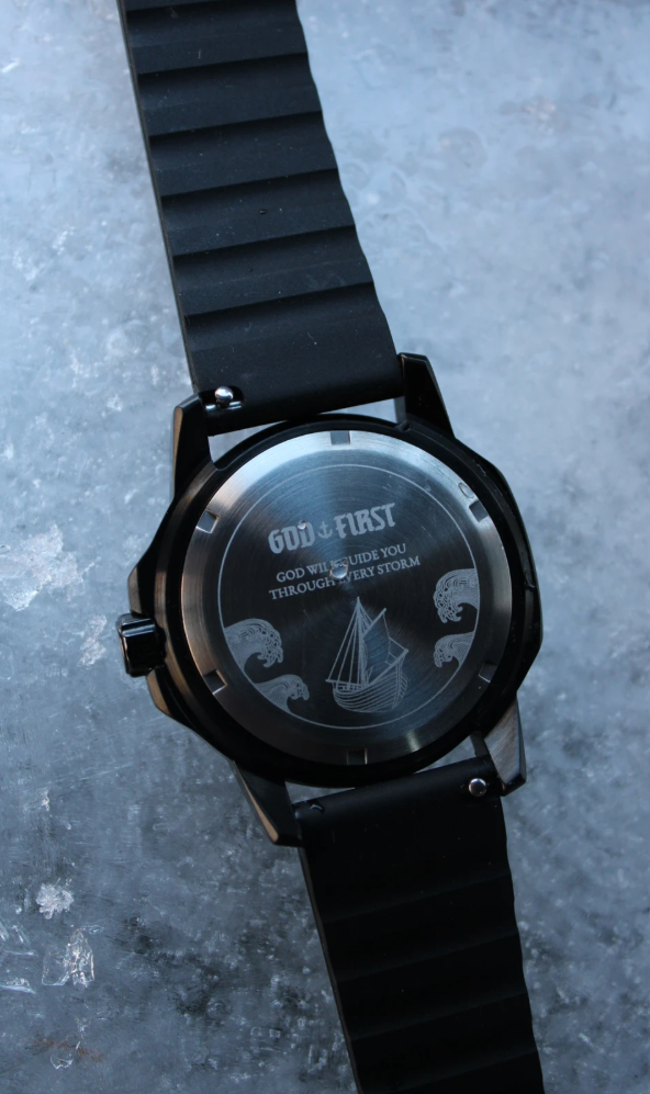OCEAN OF FAITH - Schweizer Uhr inspiriert vom Glauben - All Black 6 Christlicher Armbanduhr mit Bibelvers und Segelboot-Design, für Glauben und Inspiration.
