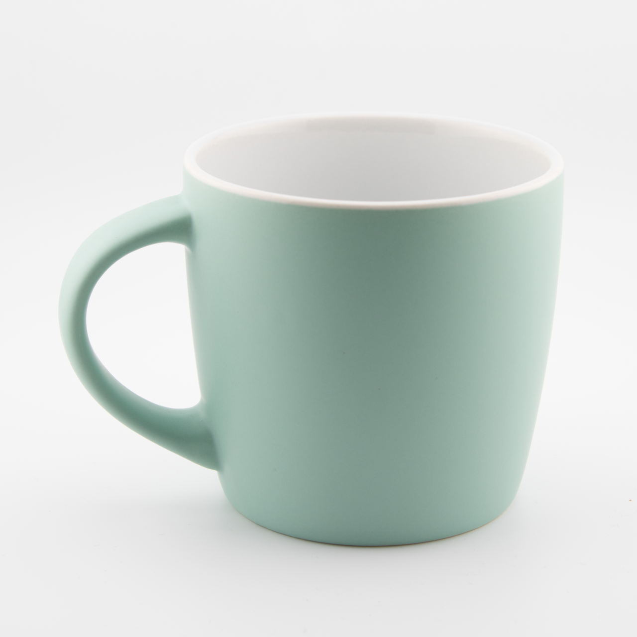 Herz | Tasse 16 Helle grüne Tasse auf weißem Hintergrund, ideal für christliche Markenprodukte.