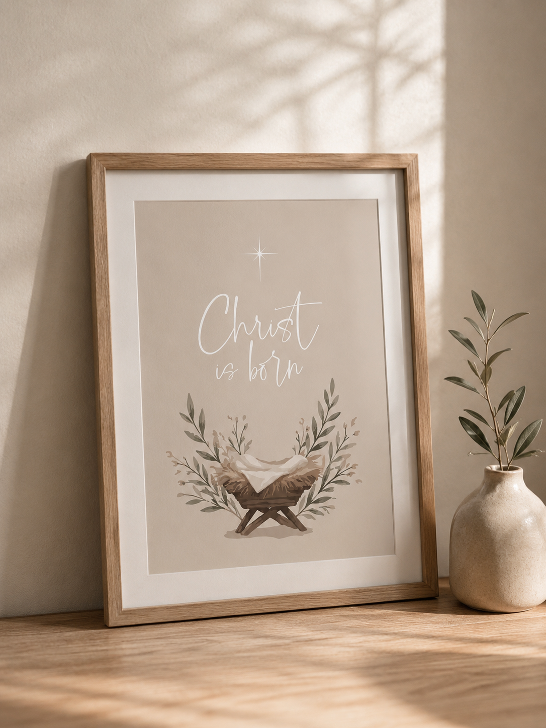 Weihnachtsposter 10 Christ ist geboren, christliche Dekoration mit Hand und Zweigen in Holzrahmen.