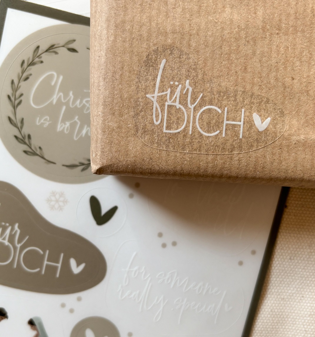 Stickerbogen »Christmas Blessings« 3 Geschenkverpackung mit 'für Dich' Aufkleber und christlichen Grußkarten.